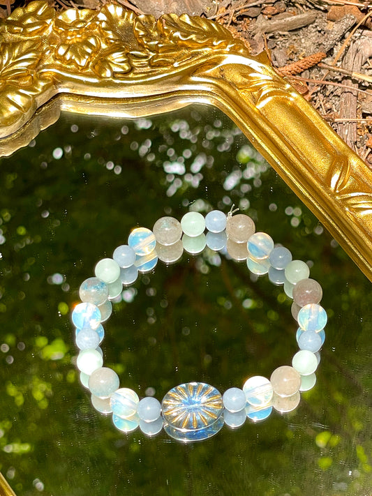 frost on the flowers bracelet